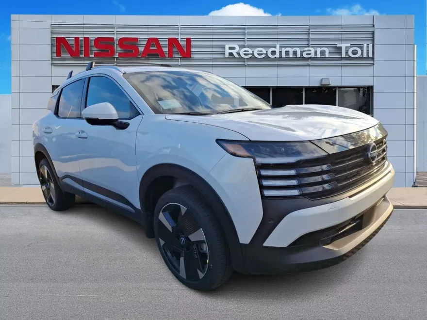 2025 Nissan Kicks SR photo 1