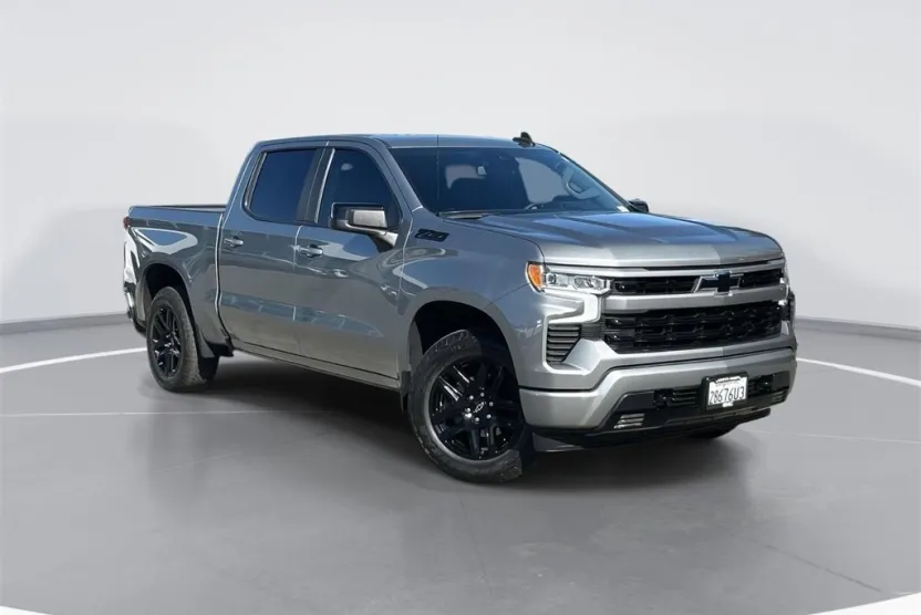 2023 Chevrolet Silverado 1500 RST photo 1
