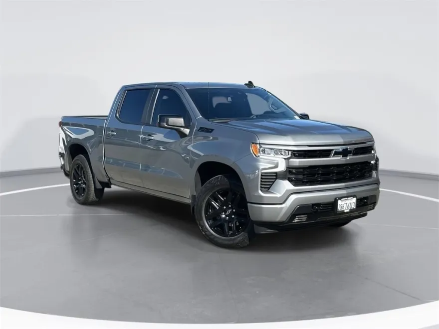 2023 Chevrolet Silverado 1500 RST photo 1