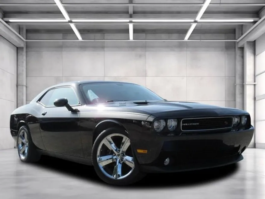 2014 Dodge Challenger R/T photo 1