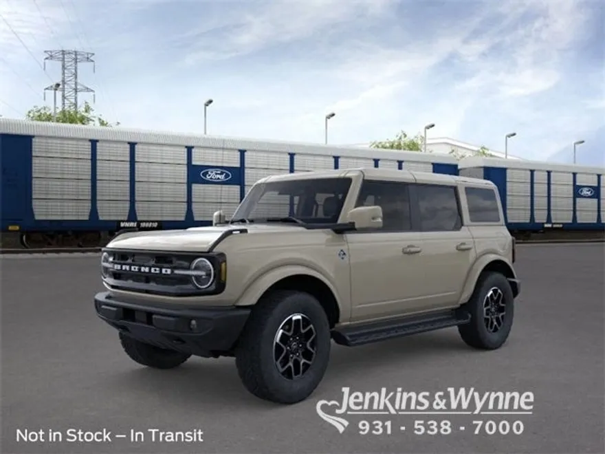 2025 Ford Bronco Outer Banks photo 1