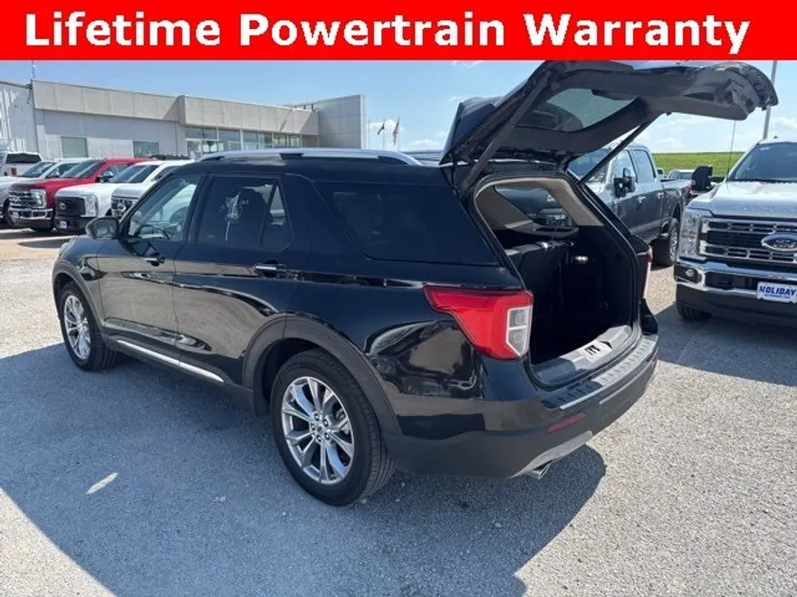 2024 Ford Explorer Limited photo 1
