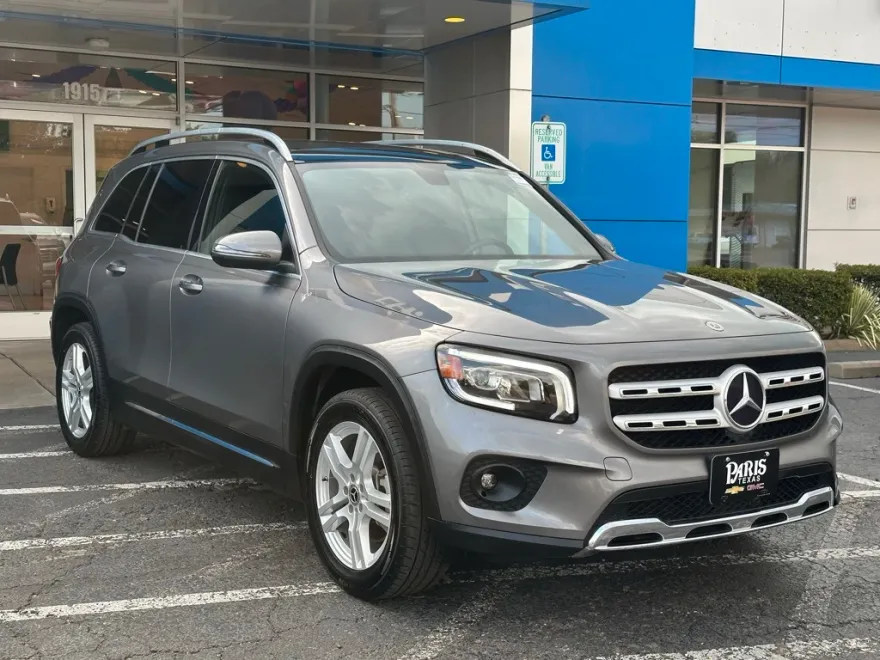 2023 Mercedes Benz GLB 250 photo 1