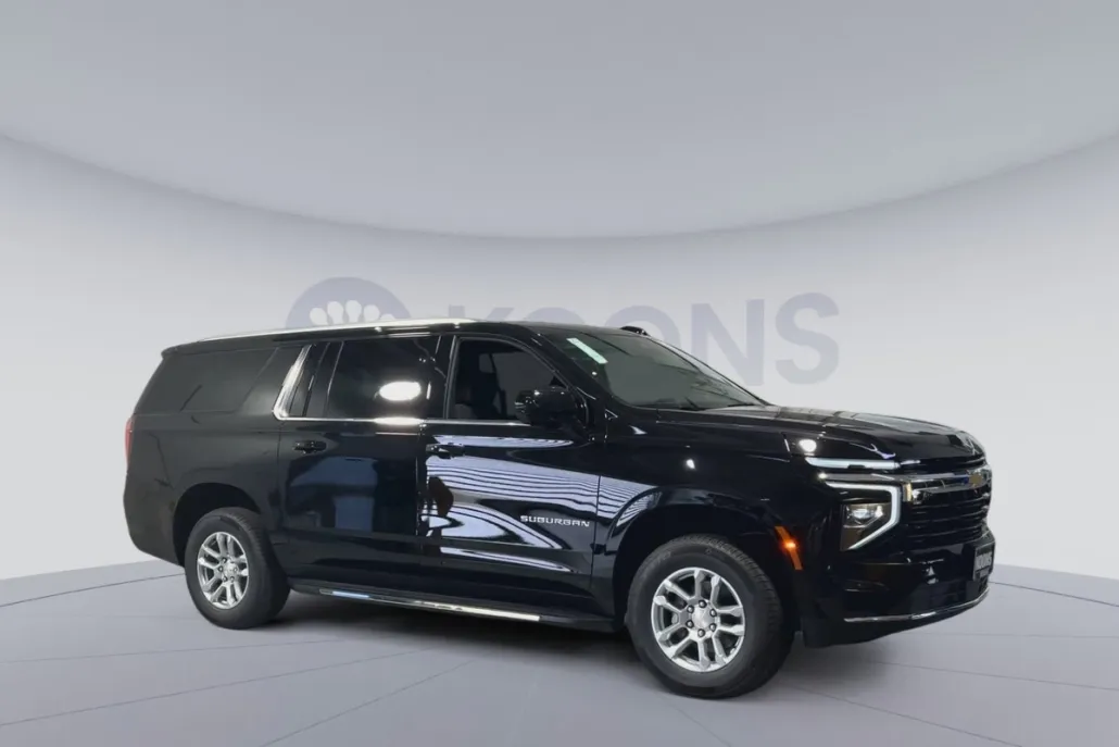 2025 Chevrolet Suburban LS photo 1