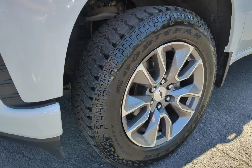 2021 Chevrolet Silverado 1500 RST photo 1