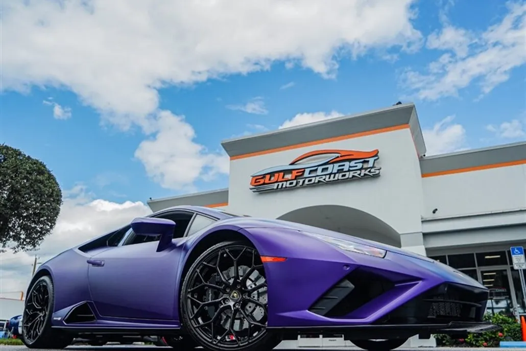 2020 Lamborghini Huracan Evo photo 1