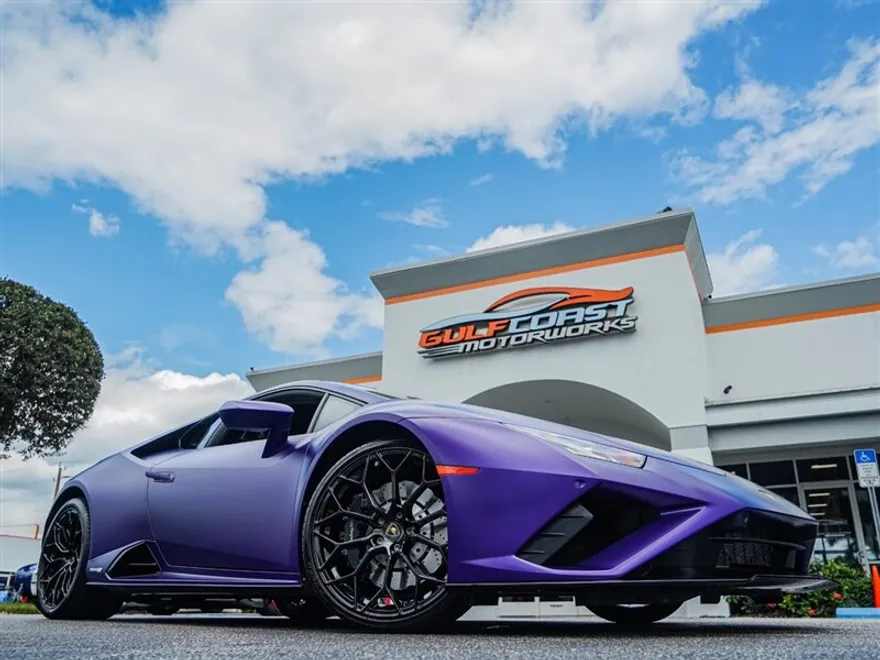 2020 Lamborghini Huracan Evo photo 1
