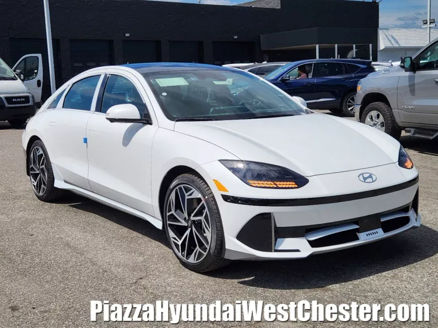 2024 Hyundai Ioniq 6 Limited photo 1