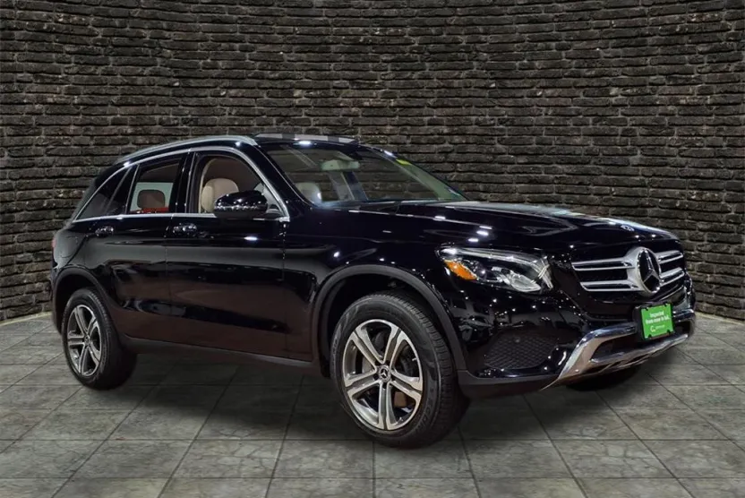 2019 Mercedes Benz GLC 300 4MATIC photo 1