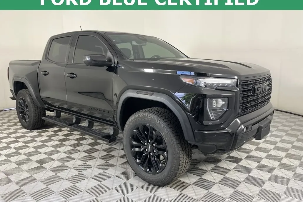 2023 Gmc Canyon Denali photo 1