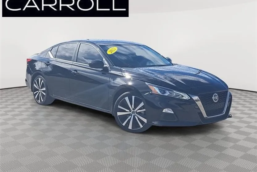 2022 Nissan Altima 2.5 SR photo 1