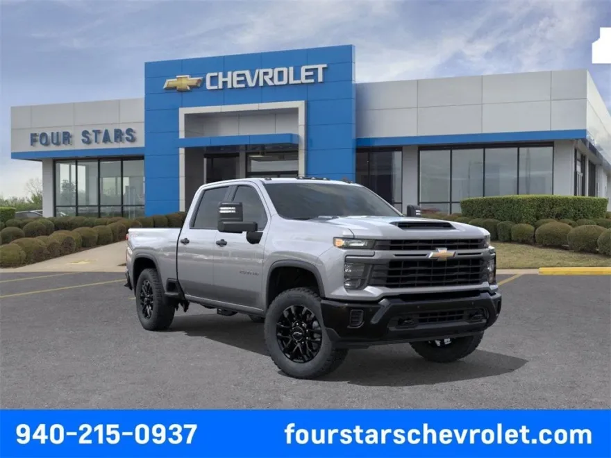2025 Chevrolet Silverado 2500HD Custom photo 1