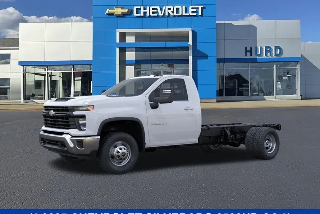 2025 Chevrolet Silverado 3500HD Work Truck photo 1