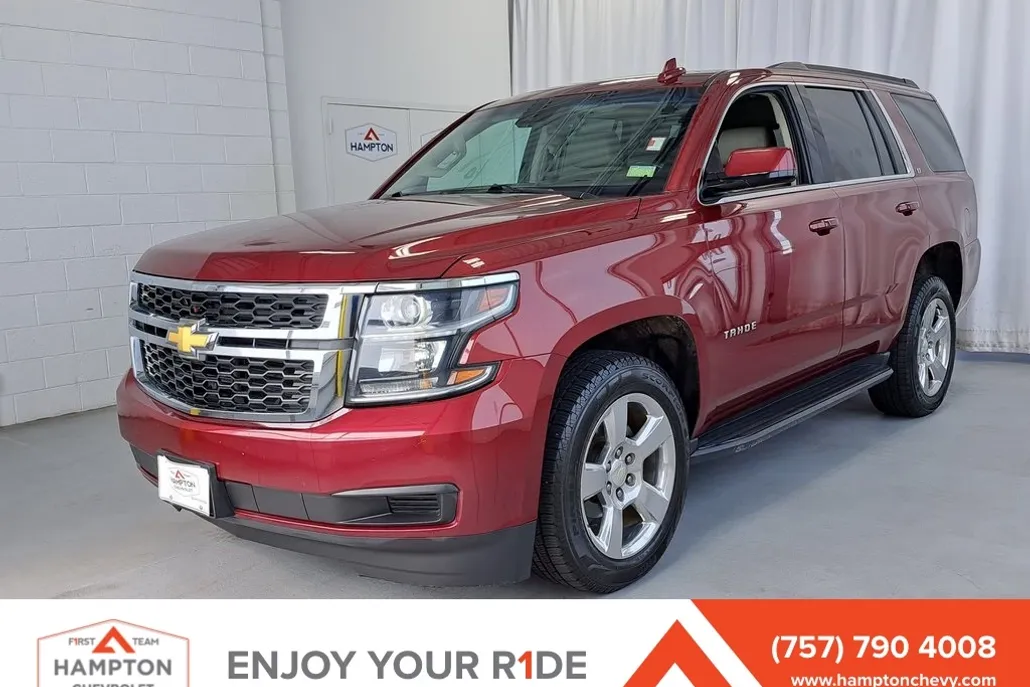 2017 Chevrolet Tahoe LT photo 1