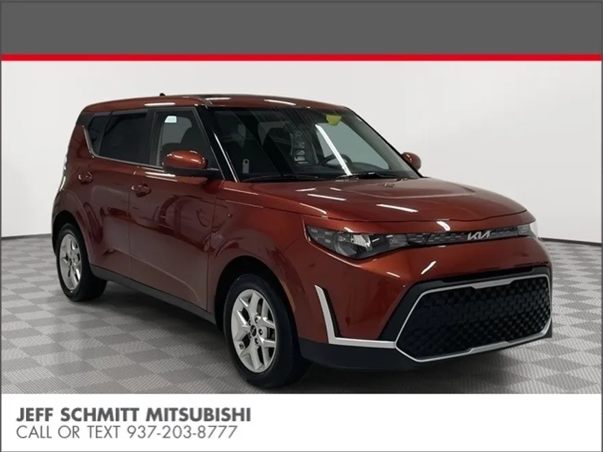 2024 Kia Soul S photo 1