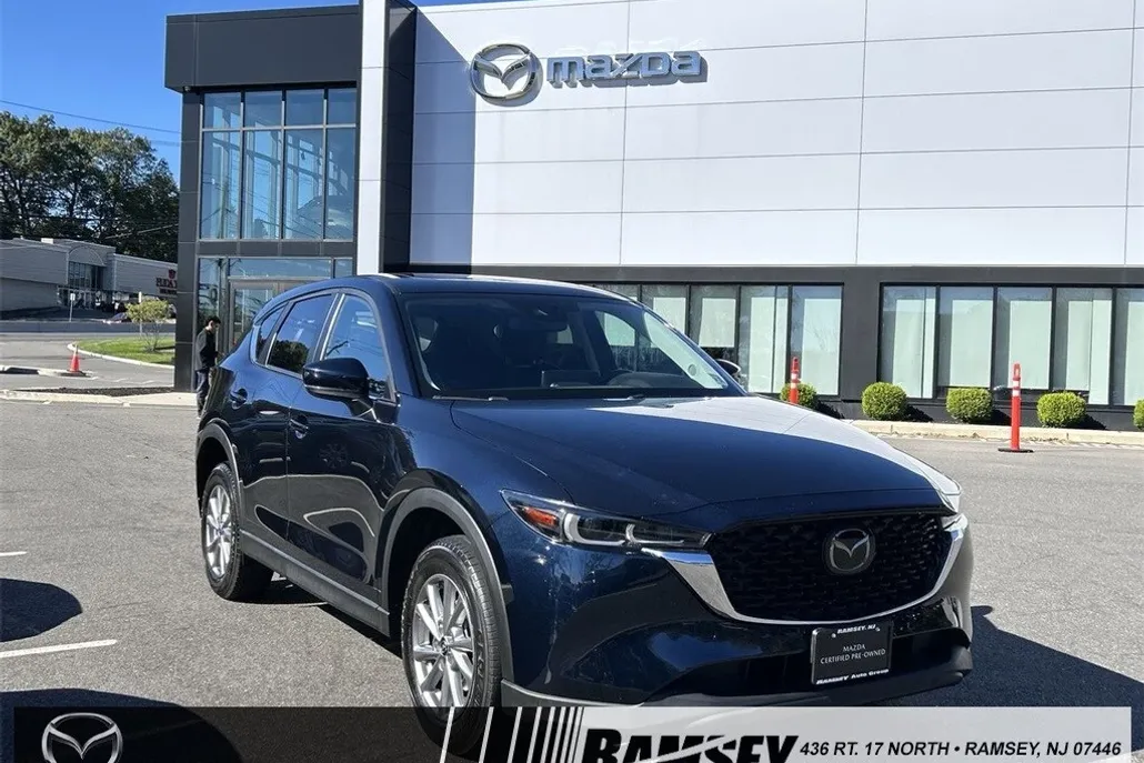2022 Mazda CX-5 2.5 S Preferred photo 1
