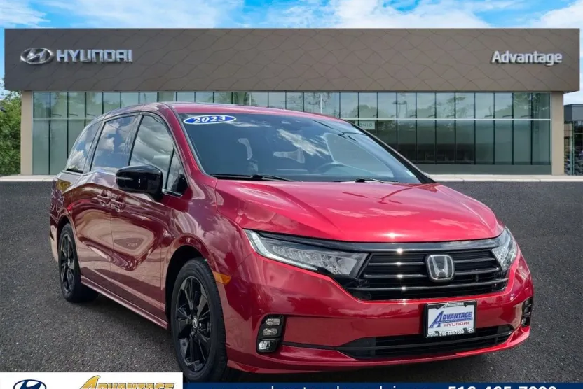 2023 Honda Odyssey Sport photo 1