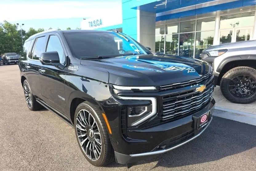 2025 Chevrolet Tahoe High Country photo 1