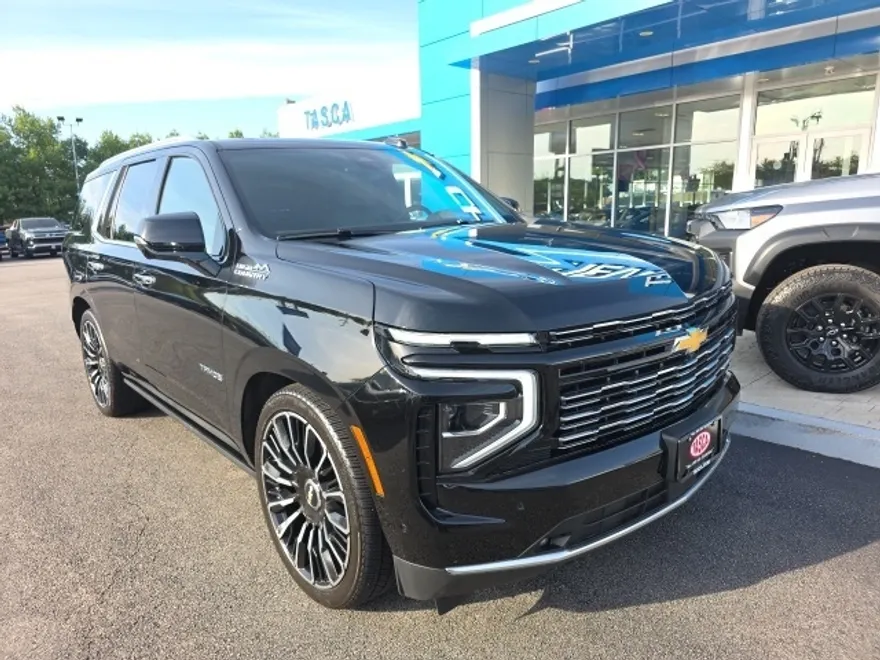 2025 Chevrolet Tahoe High Country photo 1