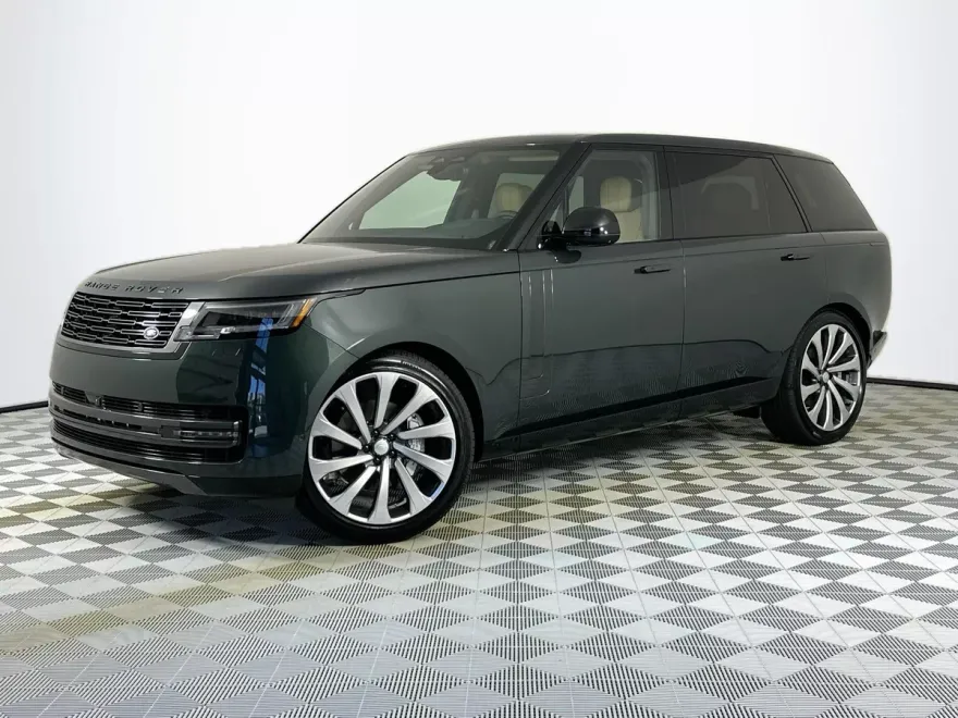 2025 Land Rover Range Rover SE photo 1