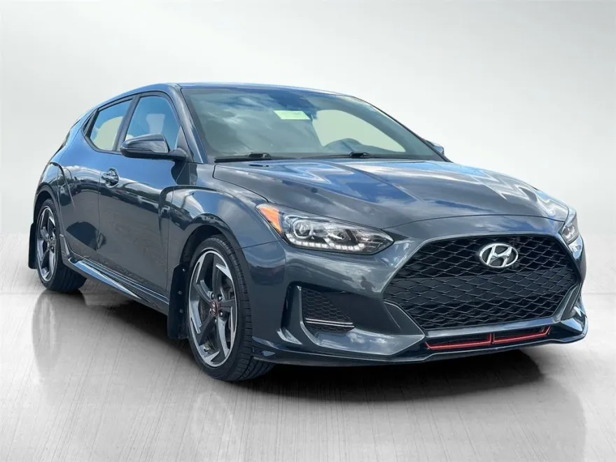 2020 Hyundai Veloster Turbo photo 1