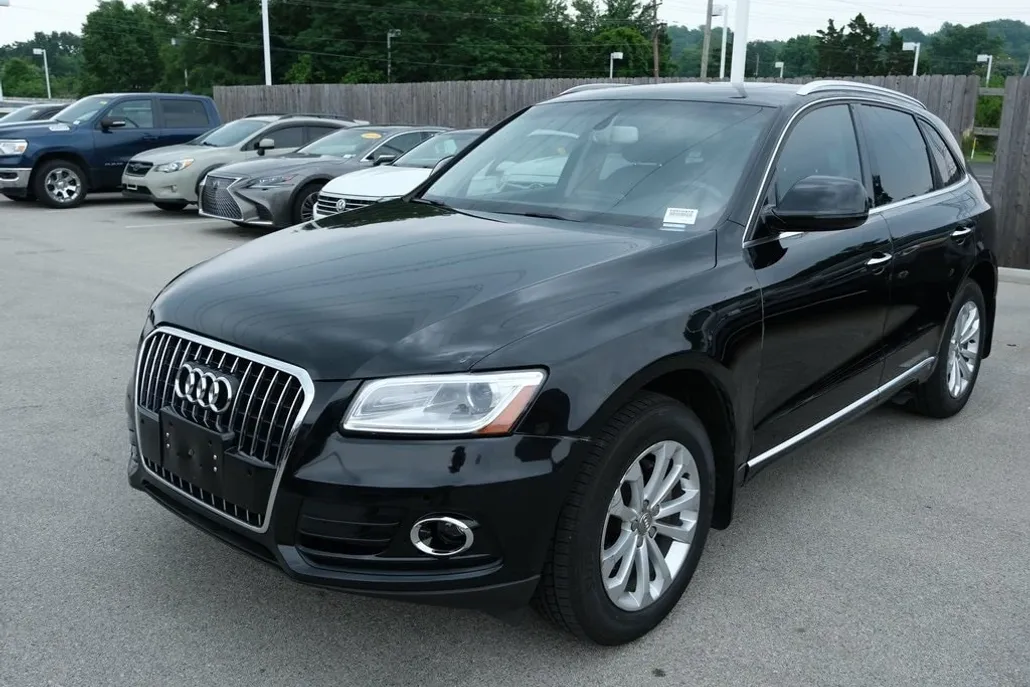 2016 Audi Q5 2.0T Premium photo 1