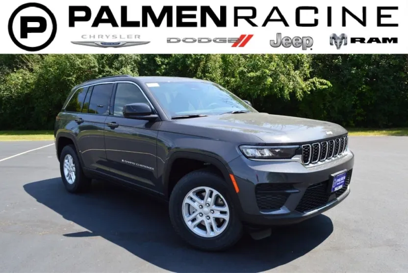 2025 Jeep Grand Cherokee Laredo photo 1