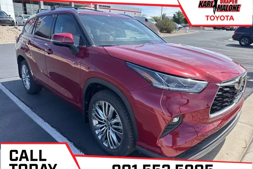 2022 Toyota Highlander Platinum photo 1