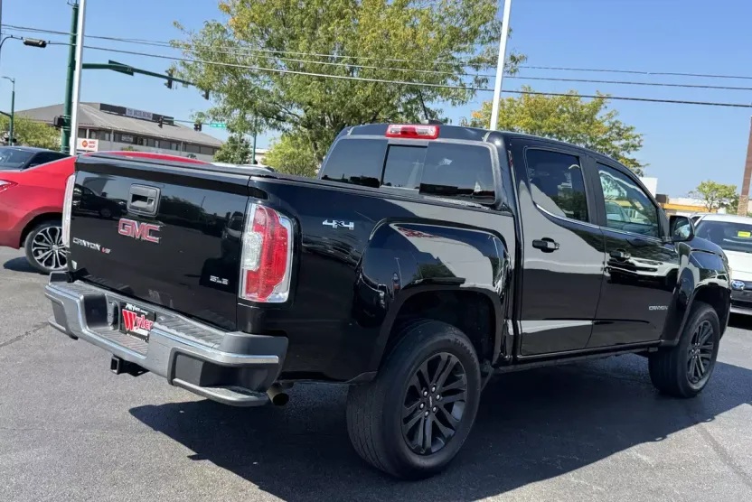 2020 Gmc Canyon SLE photo 1
