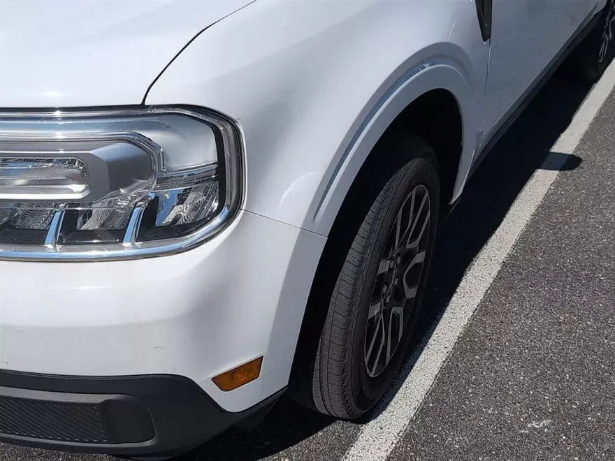 2022 Ford Maverick Lariat photo 1