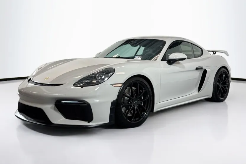 2020 Porsche Cayman GT4 photo 1