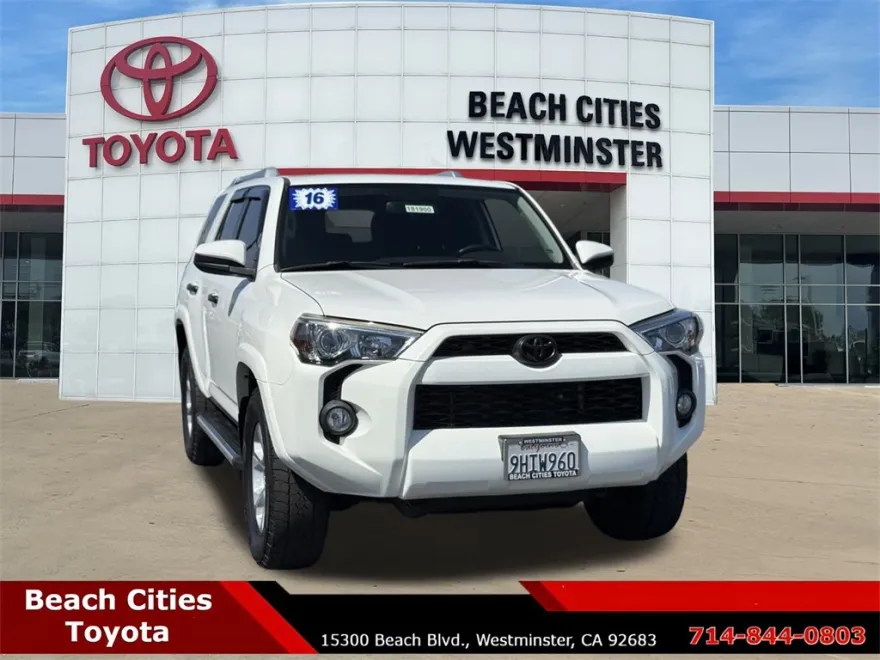 2016 Toyota 4Runner SR5 photo 1
