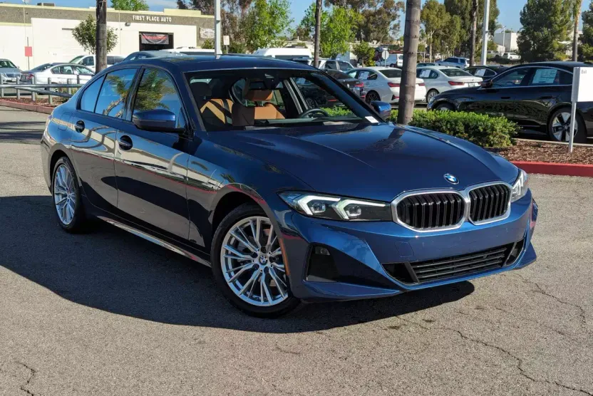 2023 Bmw 330i photo 1
