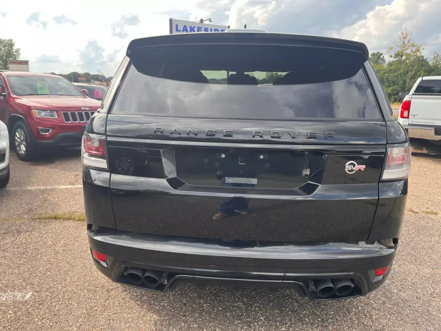 2016 Land Rover Range Rover Sport SVR photo 1
