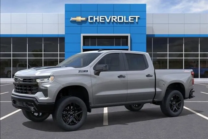 2026 Chevrolet Silverado Trail Boss LT photo 1