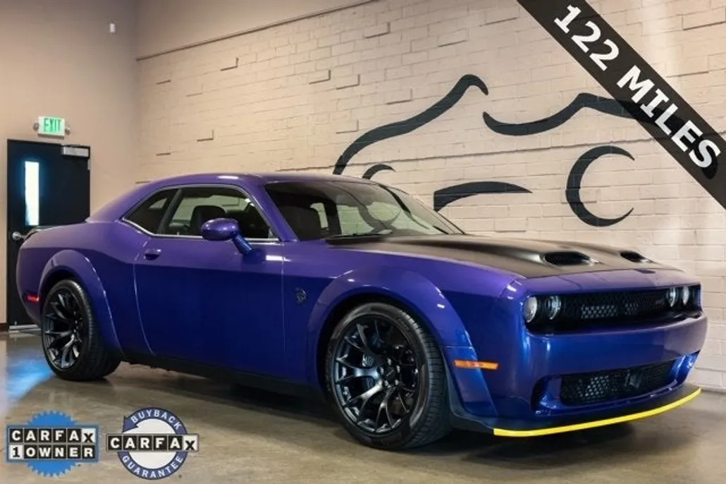 2023 Dodge Challenger SRT8 Hellcat Widebody photo 1