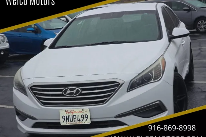 2015 Hyundai Sonata photo 1