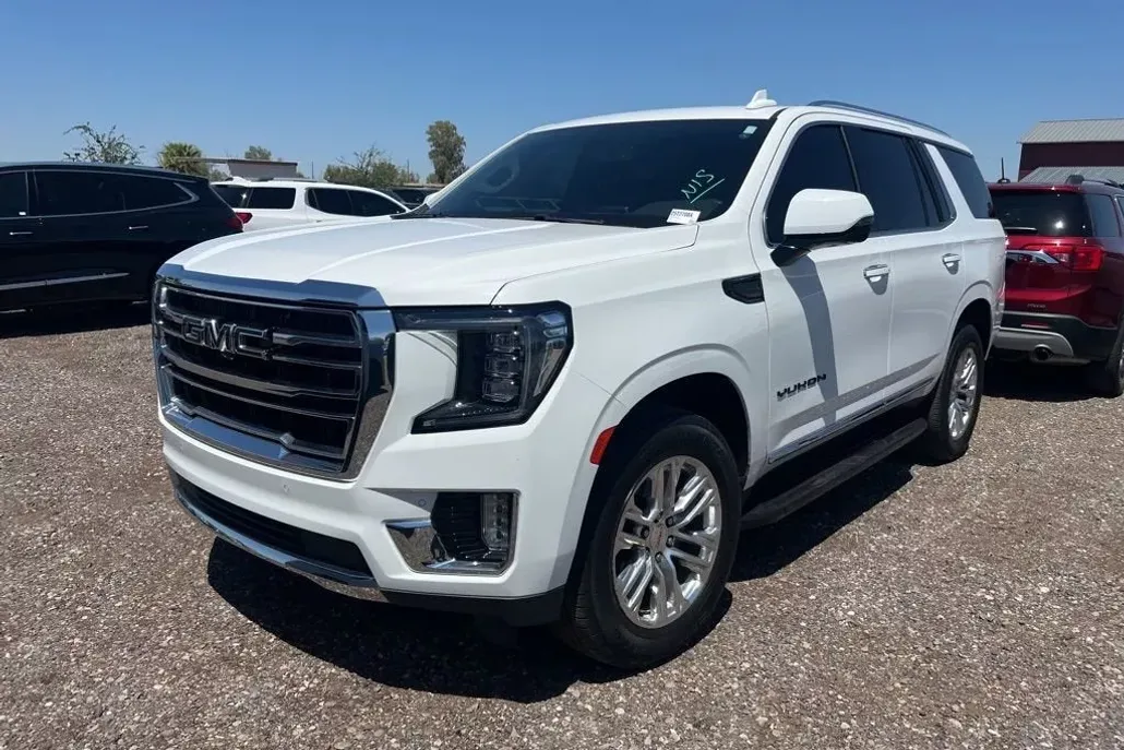 2022 Gmc Yukon SLT photo 1