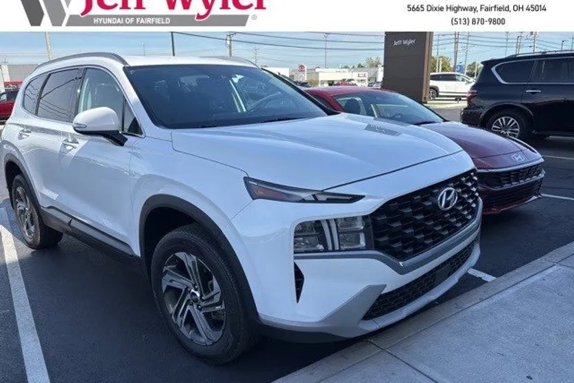 2023 Hyundai Santa Fe SEL photo 1