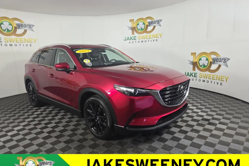 2023 Mazda CX-9 Touring photo 1
