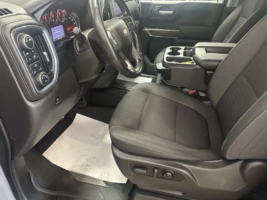 2021 Chevrolet Silverado 1500 LT1 photo 1