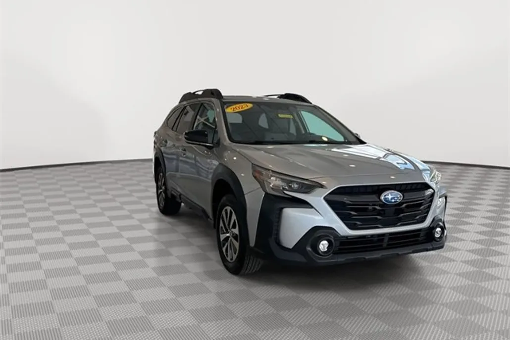 2023 Subaru Outback Premium photo 1