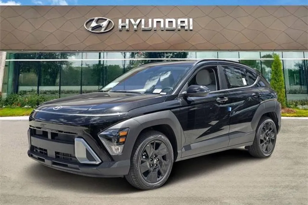 2026 Hyundai Kona SEL photo 1