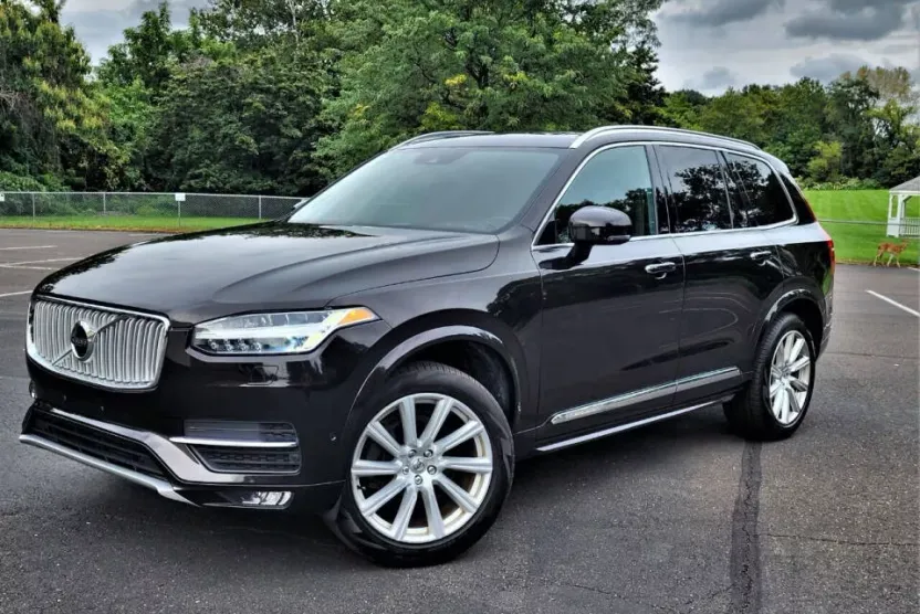 2016 Volvo XC90 T6 Inscription photo 1