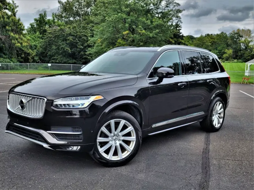 2016 Volvo XC90 T6 Inscription photo 1