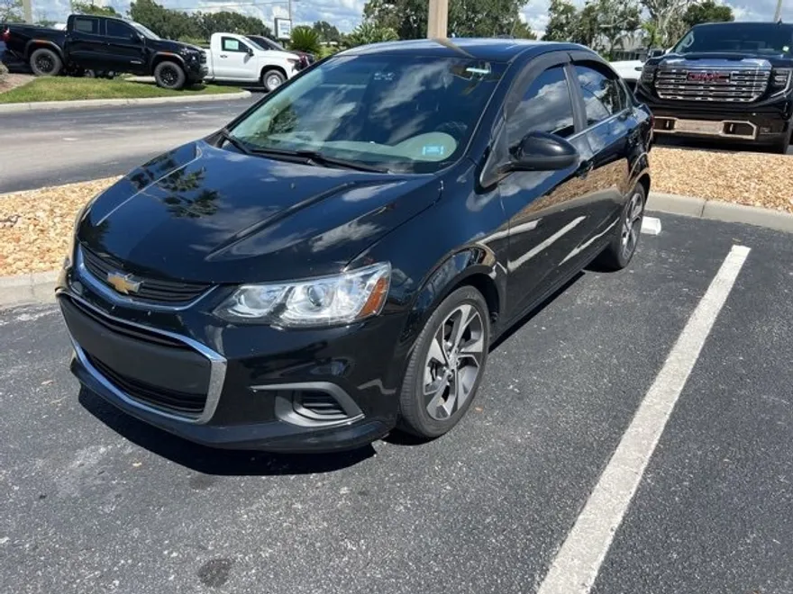 2019 Chevrolet Sonic Premier photo 1