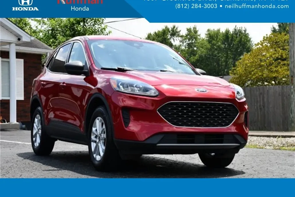 2022 Ford Escape SE photo 1
