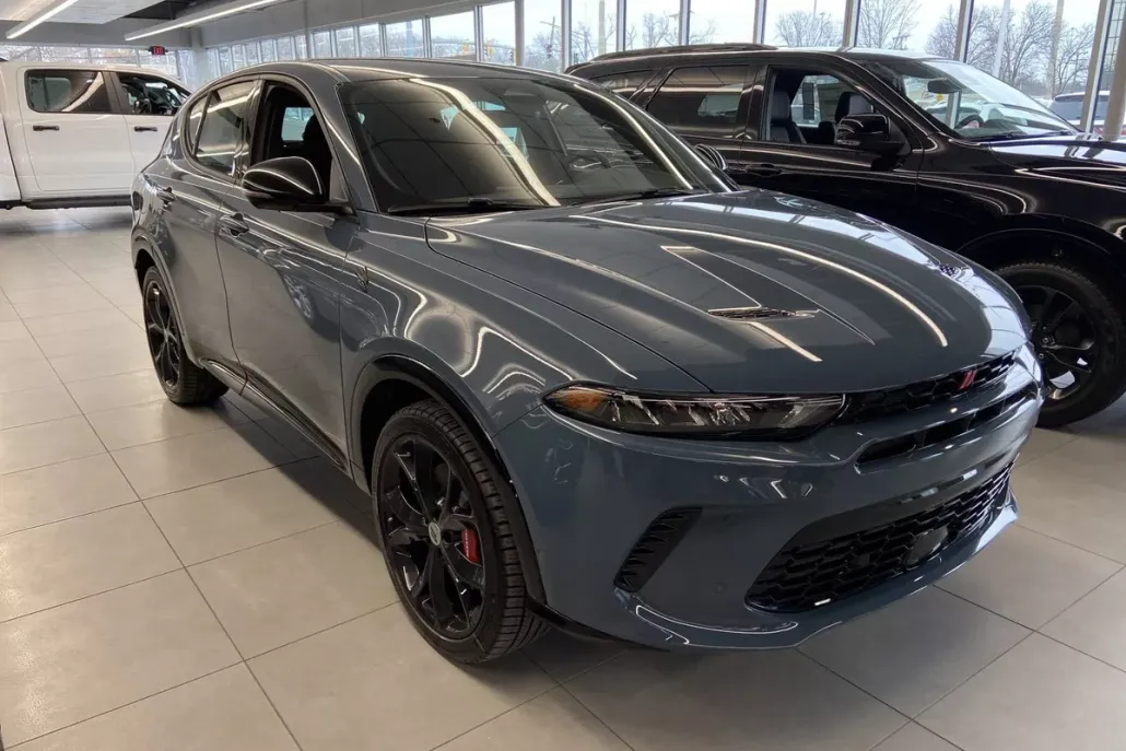 2025 Dodge Hornet R/T photo 1