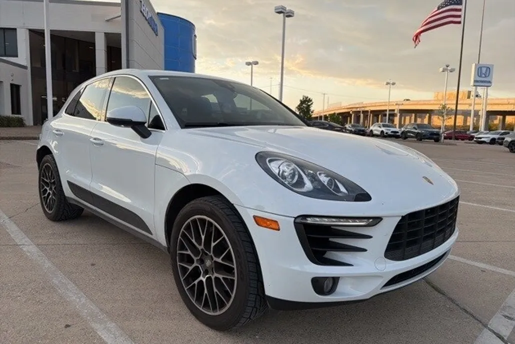 2018 Porsche Macan S photo 1