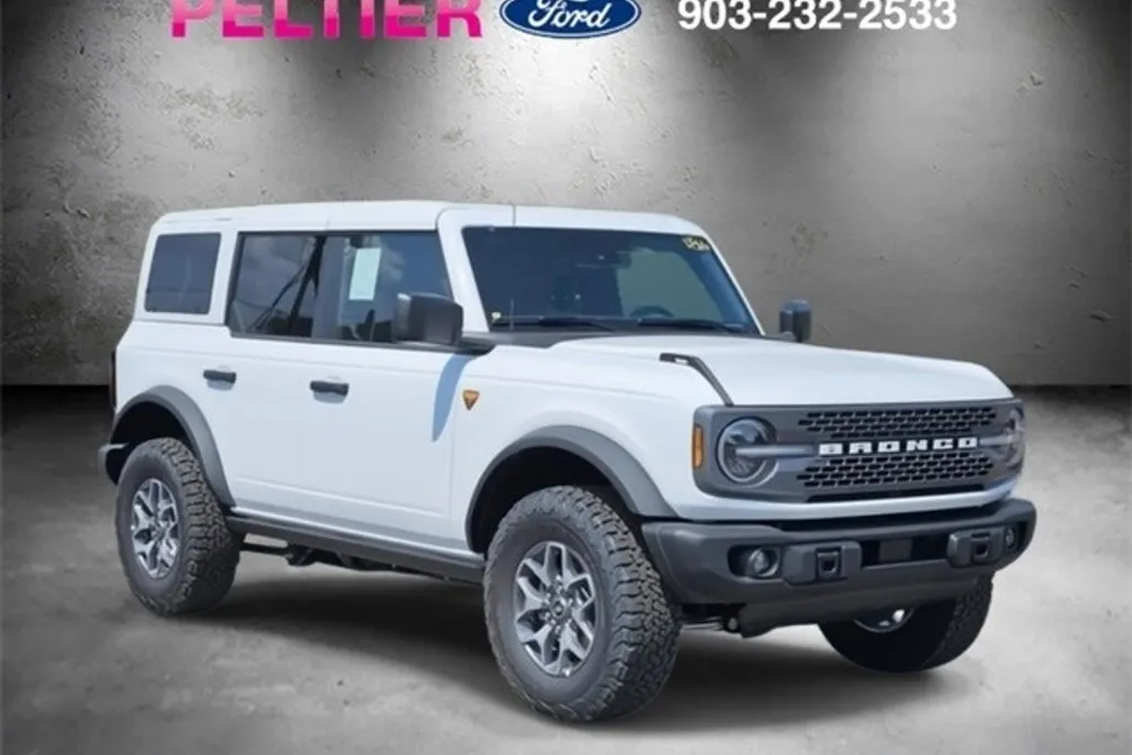 2025 Ford Bronco Badlands photo 1